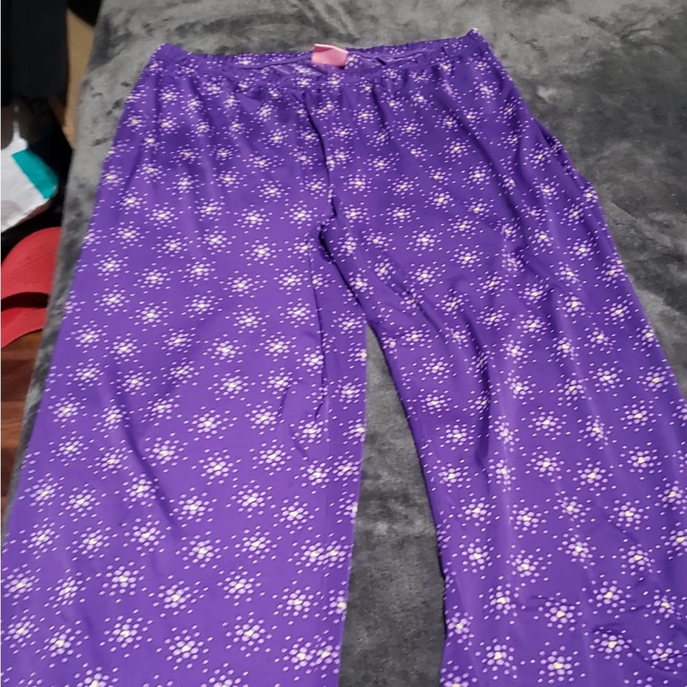 Women’s pajama carpi pants
